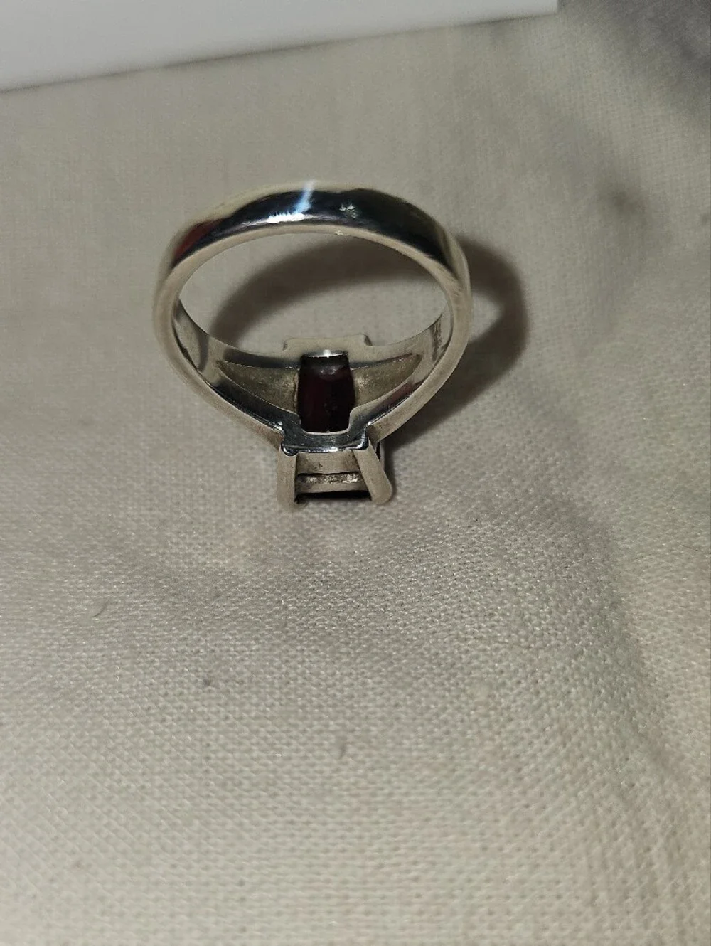 RETIRED James Avery Sterling Silver Bella Ring Garnet Size 8 Mint Condition